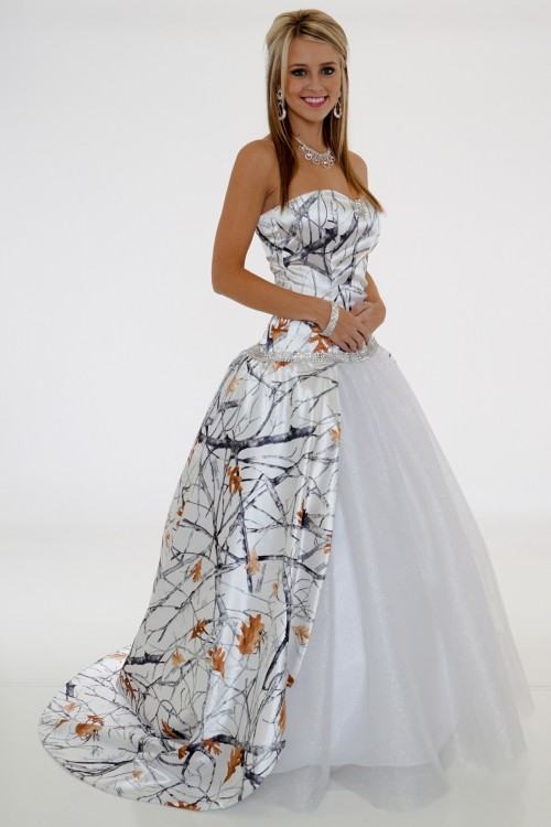 com: Chupeng Women's Ruffle Bowknot New Camo Wedding Dresses Ball  Gown Orange Tulle Camouflage Bridal Gowns: Clothing