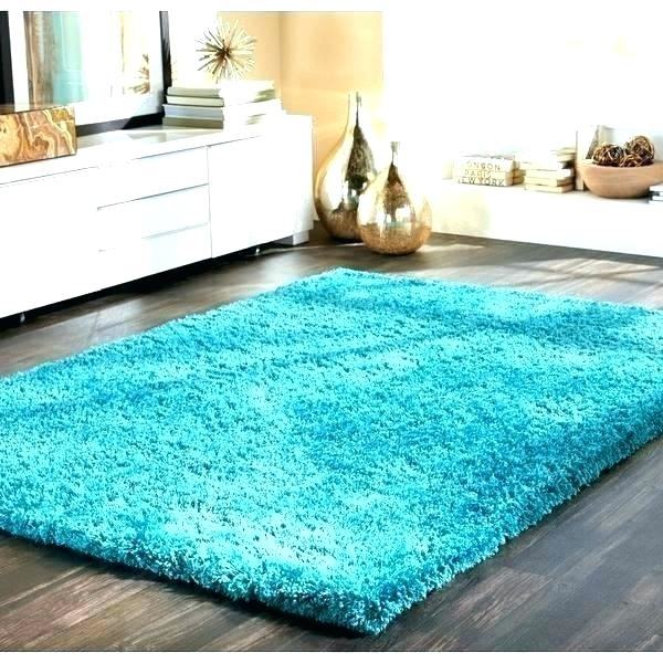 white bedroom rug
