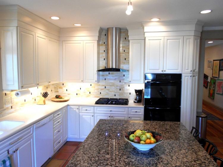 Fullsize of Soothing Glass Backsplash Virginia Colonial Cream Granite Norrn  Virginia Colonial Cream Granite Counter Glass