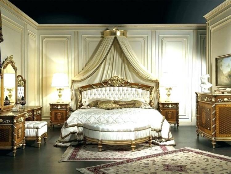 Simple Master Bedroom Decorating Ideas 1