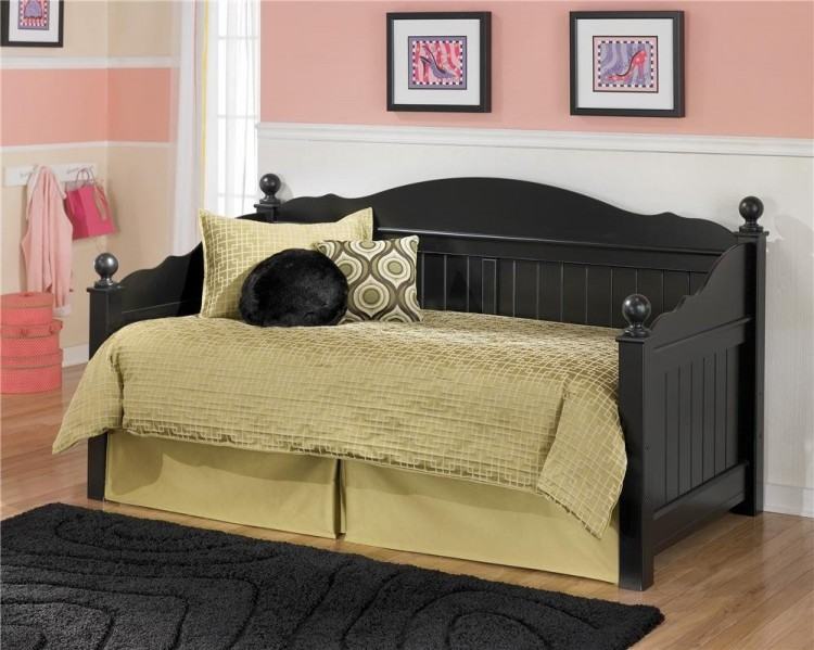 ashley youth bedroom furniture youth bedroom furniture ashley furniture  jaidyn youth bedroom