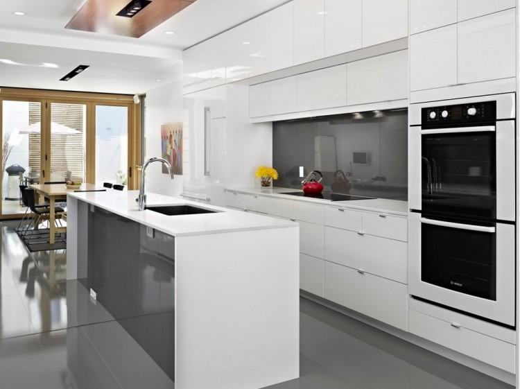 Best 25 White Contemporary Kitchen Ideas Only On Pinterest Decoration  in Modern Kitchen With White Cabinets