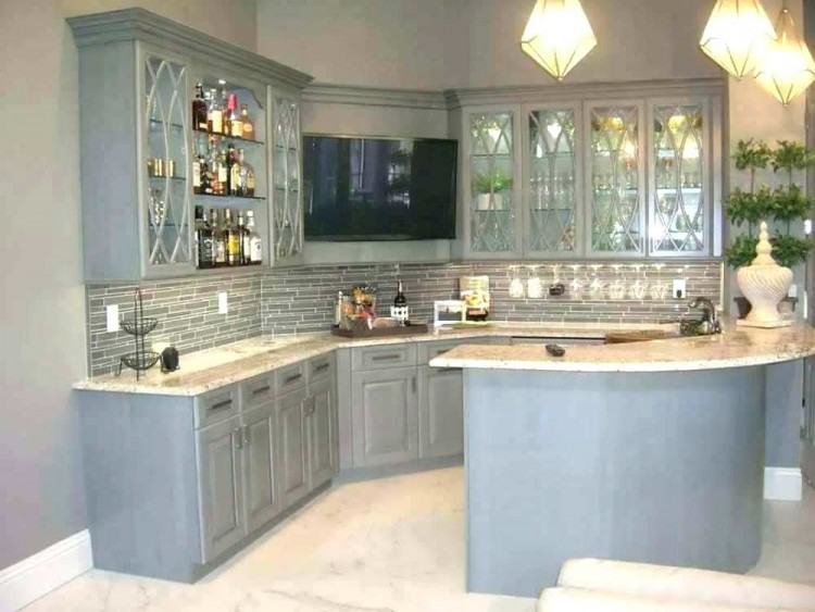 Great color with carrera marble and white accents